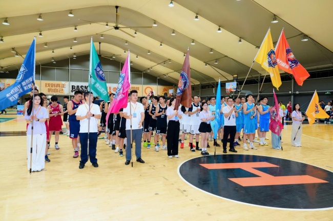 “万象聚力 燃动江城”友企篮球赛在汉收官   9支职工代表队以球会友助力全民健身