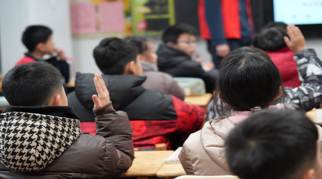 活动日记|校园普法宣讲,让法治春风浸润青春校园