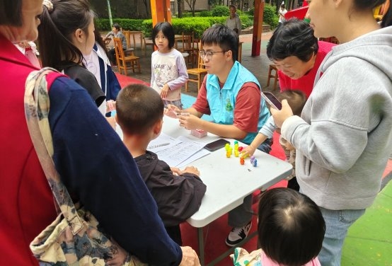 佛山大学|环化学院开展老旧小区环境治理调研暨垃圾分类科普实践