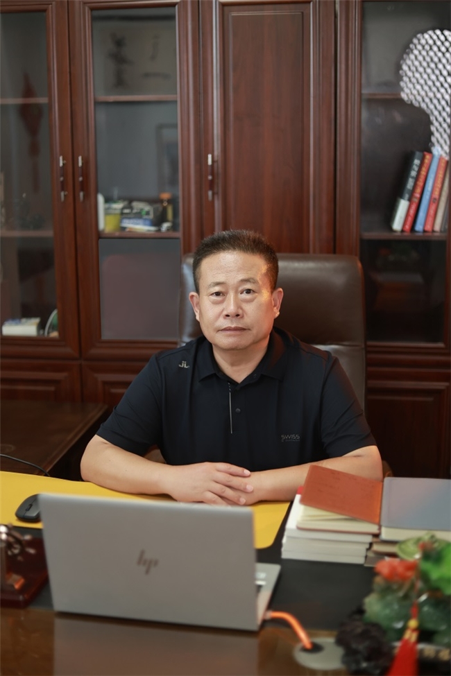 以诗赋写山河 以笔墨