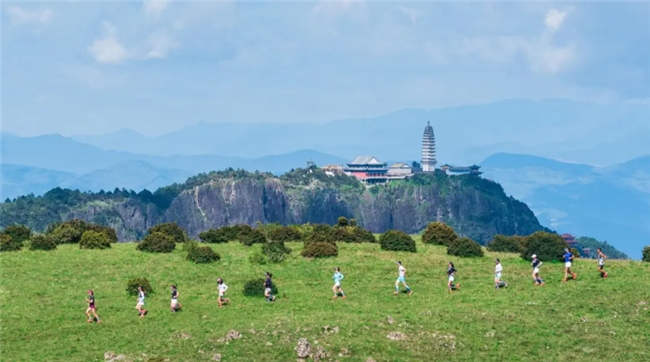 第六届大理宾川鸡足山越野跑大赛暨“七彩霞客路 鸡足灵山行”丛林穿越挑战赛将于11月举办
