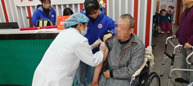 暖心服务进养老中心 守护辖区银龄健康|宁乡市玉潭医院做实老年健康便民服务